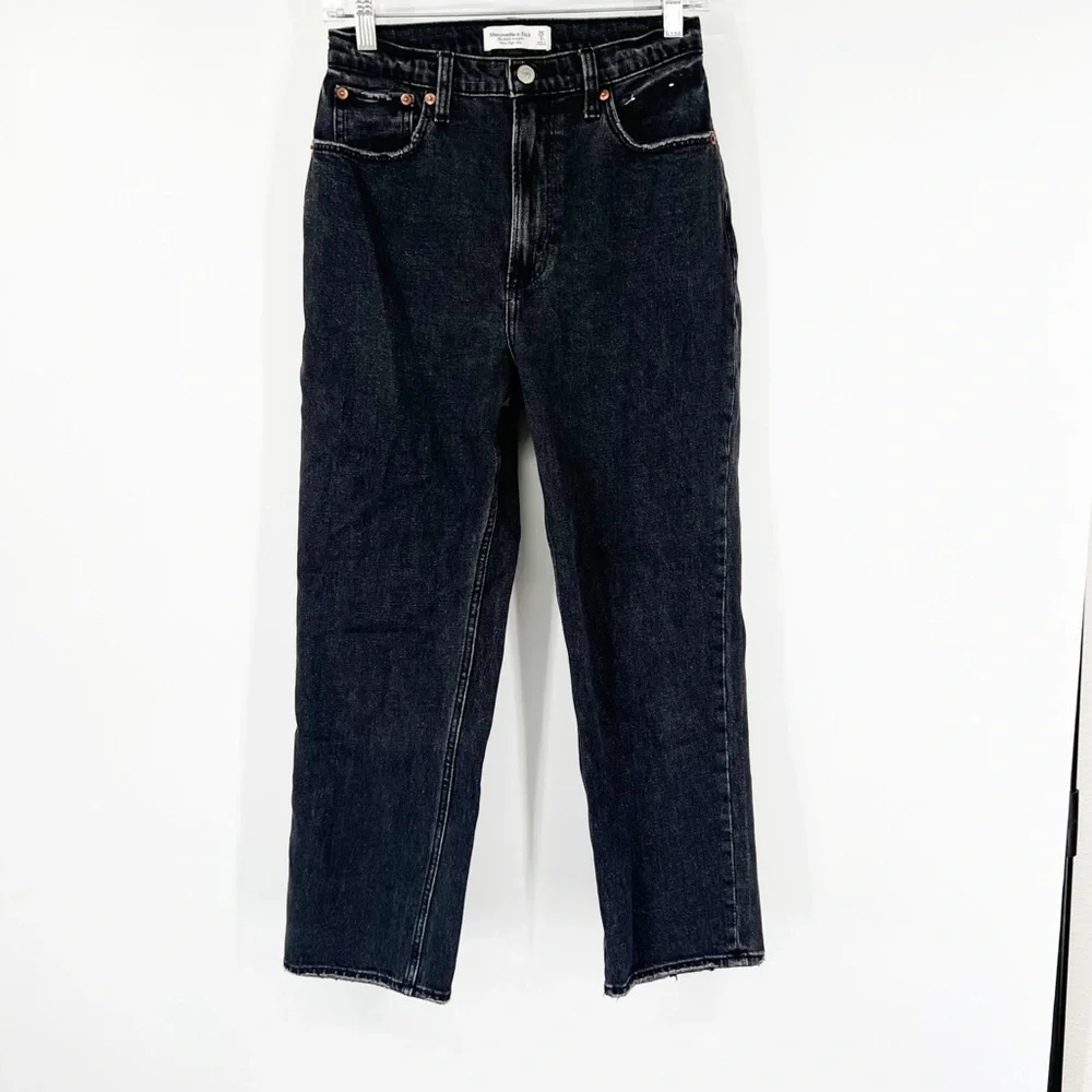 Abercrombie & Fitch Curve Love The Ankle Straight Jeans Ultra High Rise Black